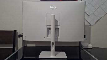 The backside of the Dell S3225QC