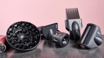 Accesorios incluidos en la unidad de reseña del secador de cabello Dyson Supersonic r