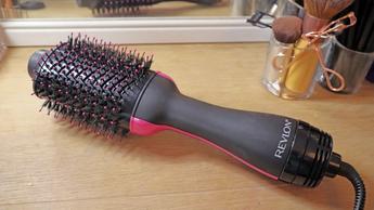 Herramienta para el cabello Revlon Pro destacada en una reseña de producto