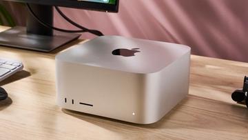 Apple Mac Studio-computer placeret på et moderne skrivebord