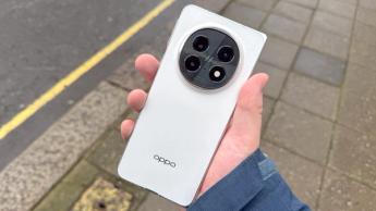 Design traseiro do smartphone Oppo Find N5 com módulo de câmera