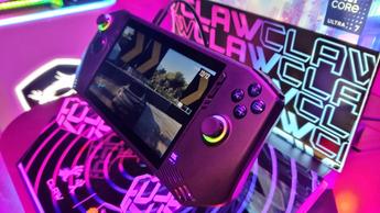 MSIology 2024イベントで発表されたMSI Claw携帯型ゲーミングコンソール