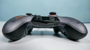 Scuf Valor Pro ゲーミングコントローラー
