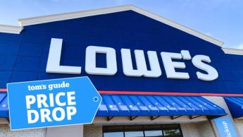 Exterior de la tienda Lowe's con letrero