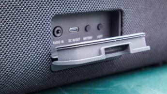 Sony ULT Field 5 tragbarer Bluetooth-Lautsprecher