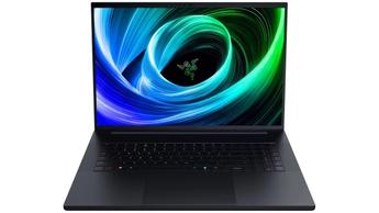 洗練されたデザインのRazer Blade 18(2025年モデル)ゲーミングノートパソコン