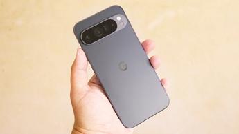 Google Pixel 9 Pro XL-smartphone som visar baksidan och kameramodulen