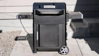 Parrilla y ahumador digital de carbón Masterbuilt AutoIgnite Series 545
