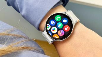 Samsung Galaxy Watch 7 smartwatch med fitness-tracking funktioner