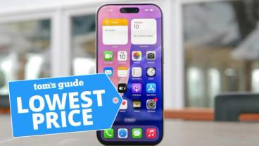 iPhone 16 Pro vist på en bordoverflade