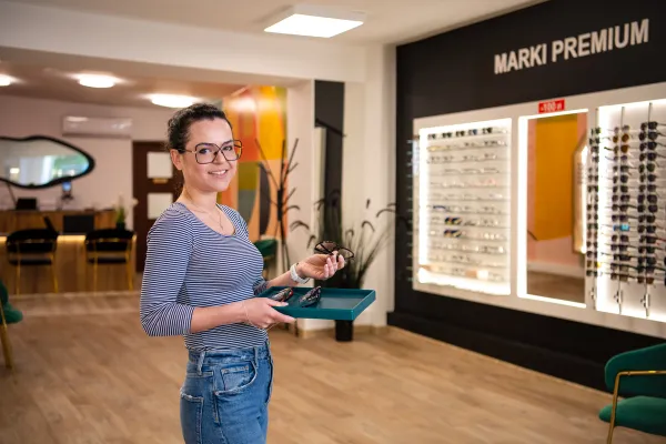 Salon optyczny VisionOptyk w Turku