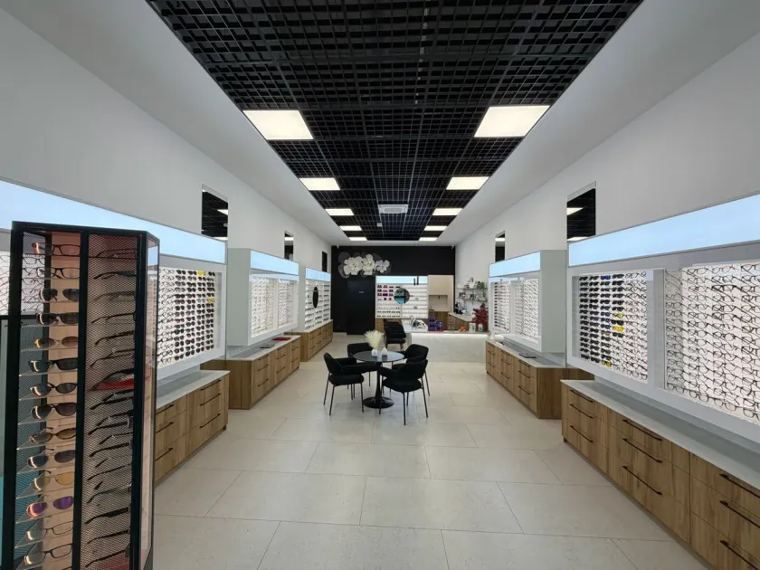 Przykładowe wnętrze salonu sieci VISIONOPTYK