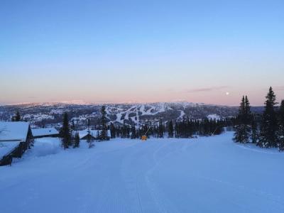 Utsikt fra Varden til Vestsiden i Kvitfjell