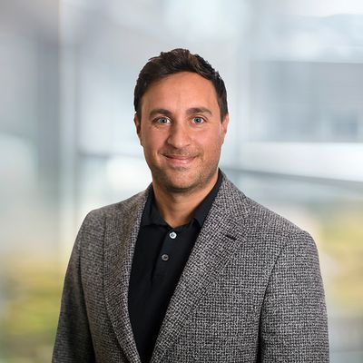 bilde av sitat-forfatter, Daniel Shahbi.
