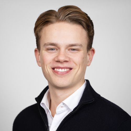 bilde av sitat-forfatter, Nils Korsvold, Utleiemegler.