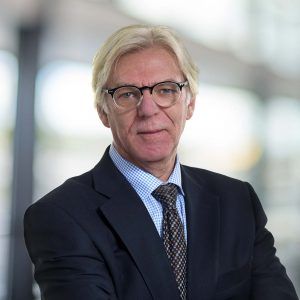 bilde av sitat-forfatter, Petter Holmen, advokat og partner i Svensson Nøkleby.
