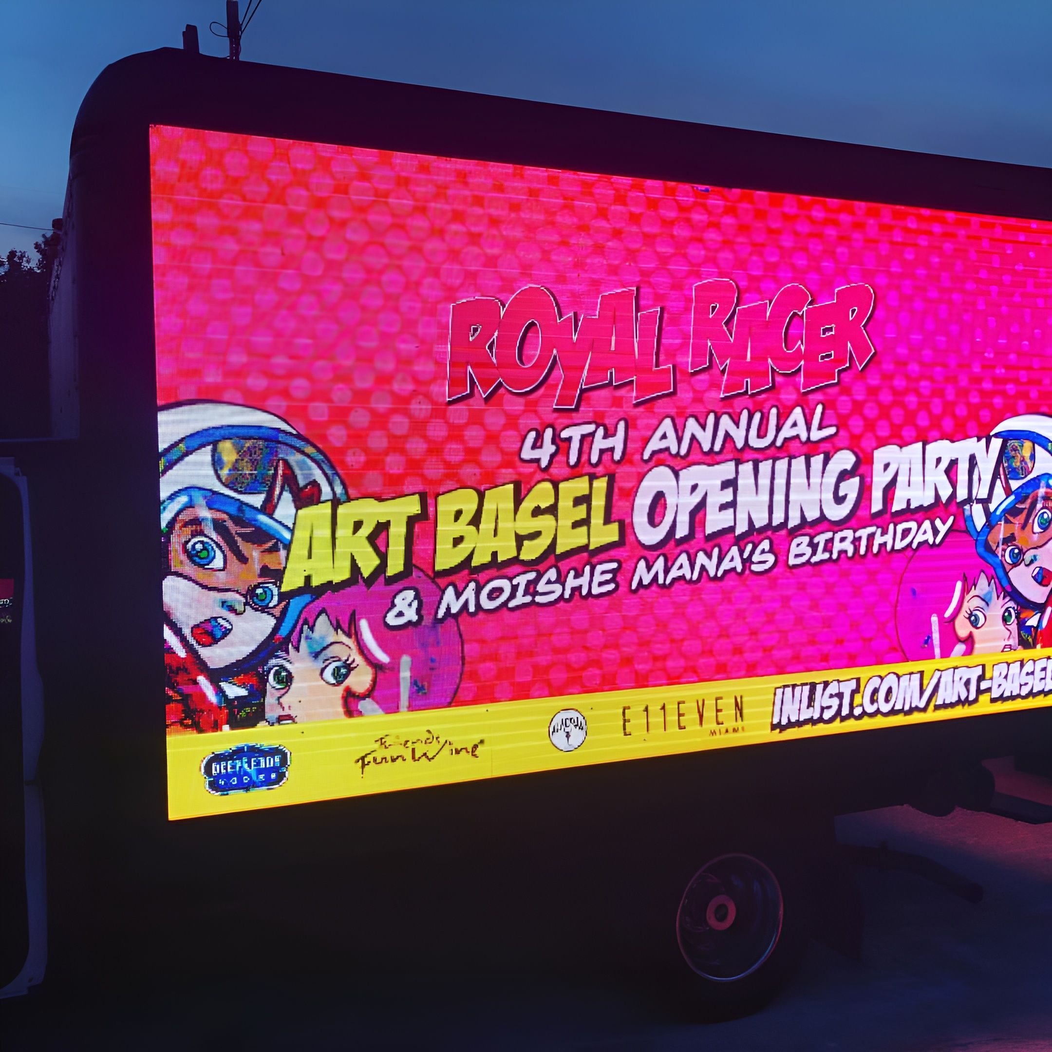 Image of a captivating mobile truck advertising campaign