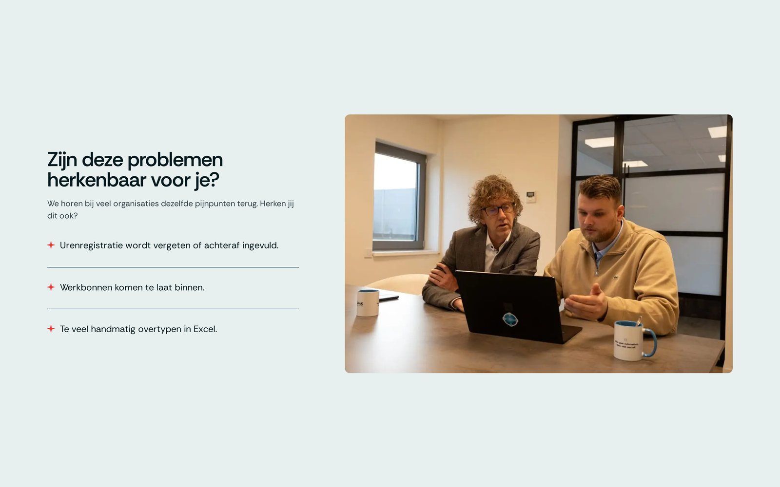 De Saak page section listing recognisable pain points next to a photo of two people at a laptop