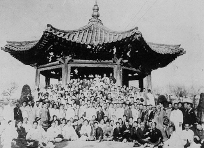 1924년 4월 15일 조선노농총동맹 창립대회
