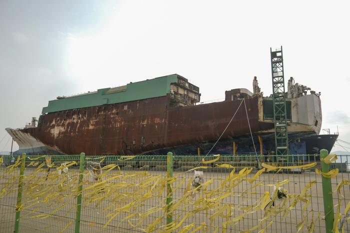 세월호 10주기 | 열 번의 4월 이후, 다시 배우기 위하여