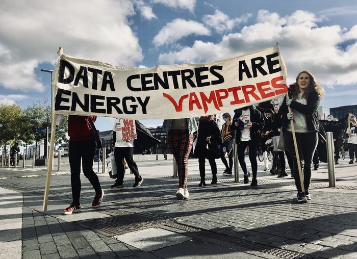 “데이터센터는 에너지 흡혈귀다!”