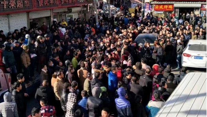 쫓겨날 위기에 처한 페이자촌 주민들의 시위