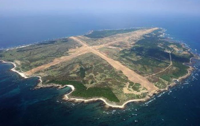 군사기지 건설 중인 마게시마섬