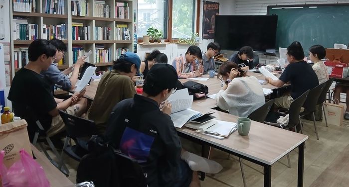 마르크스주의를 함께 공부한 시간 '100년도 더 된 논쟁이 왜 이렇게 지금 얘기 같지?' 