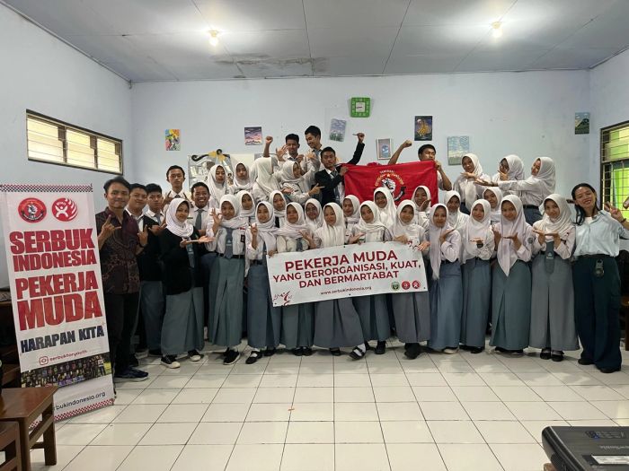 SERBUK연맹의 대학생 조직화 프로그램 기념사진