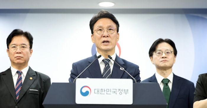 지난 5월 17일 대국민 담화에서 '긴급조정권 발동'을 운운한 김민석 국무총리