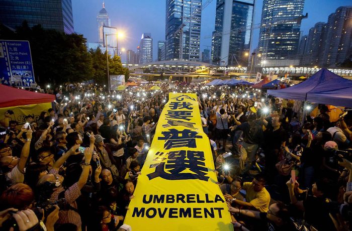 홍콩 대중운동의 민주화 요구와 정당정치