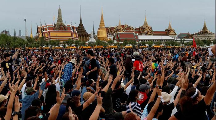태국의 세손가락 시위
