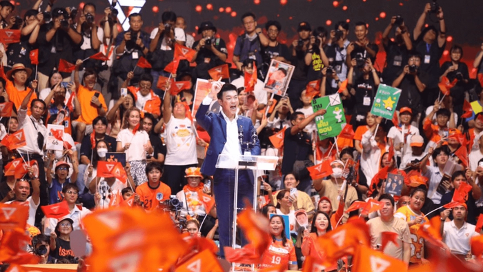 태국 | 친군부 엘리트 세력의 반격과 자유주의 진영의 전략적 실패