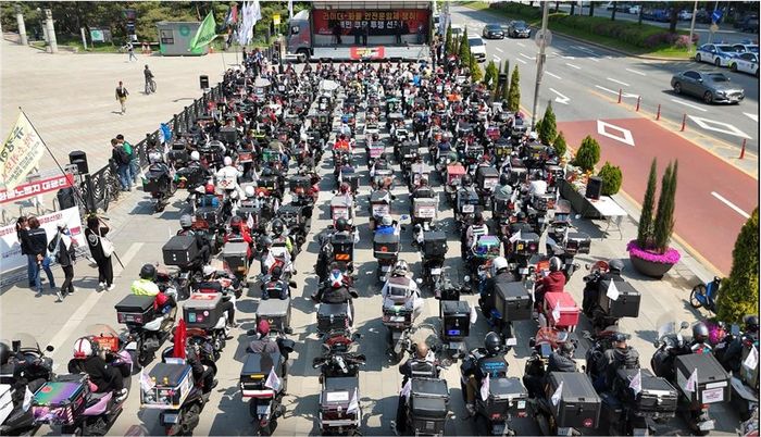 2025년 4월, 한국의 조직된 플랫폼 노동자들 [출처: 라이더유니온]