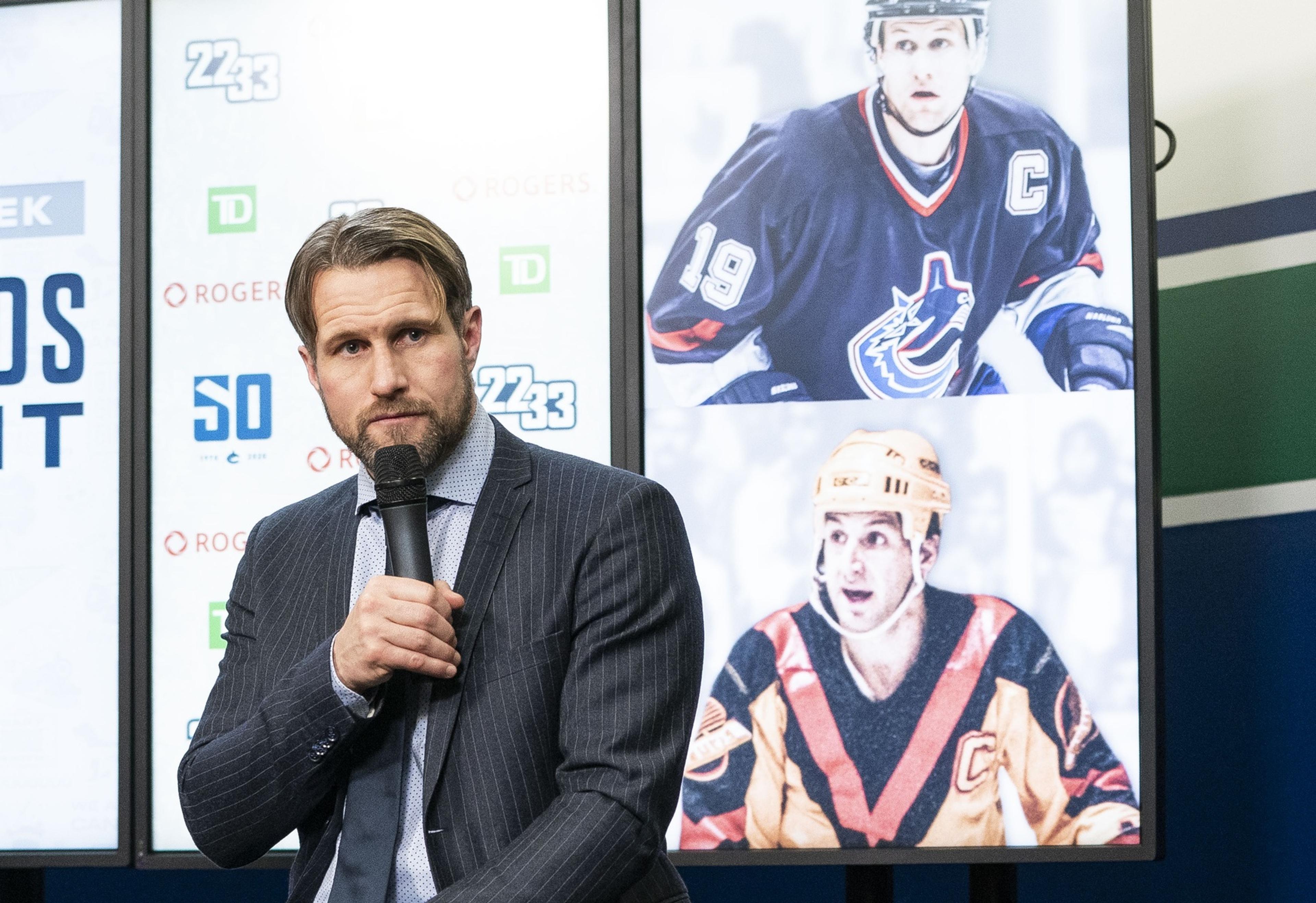 NHL: Nashville Predators at Vancouver Canucks