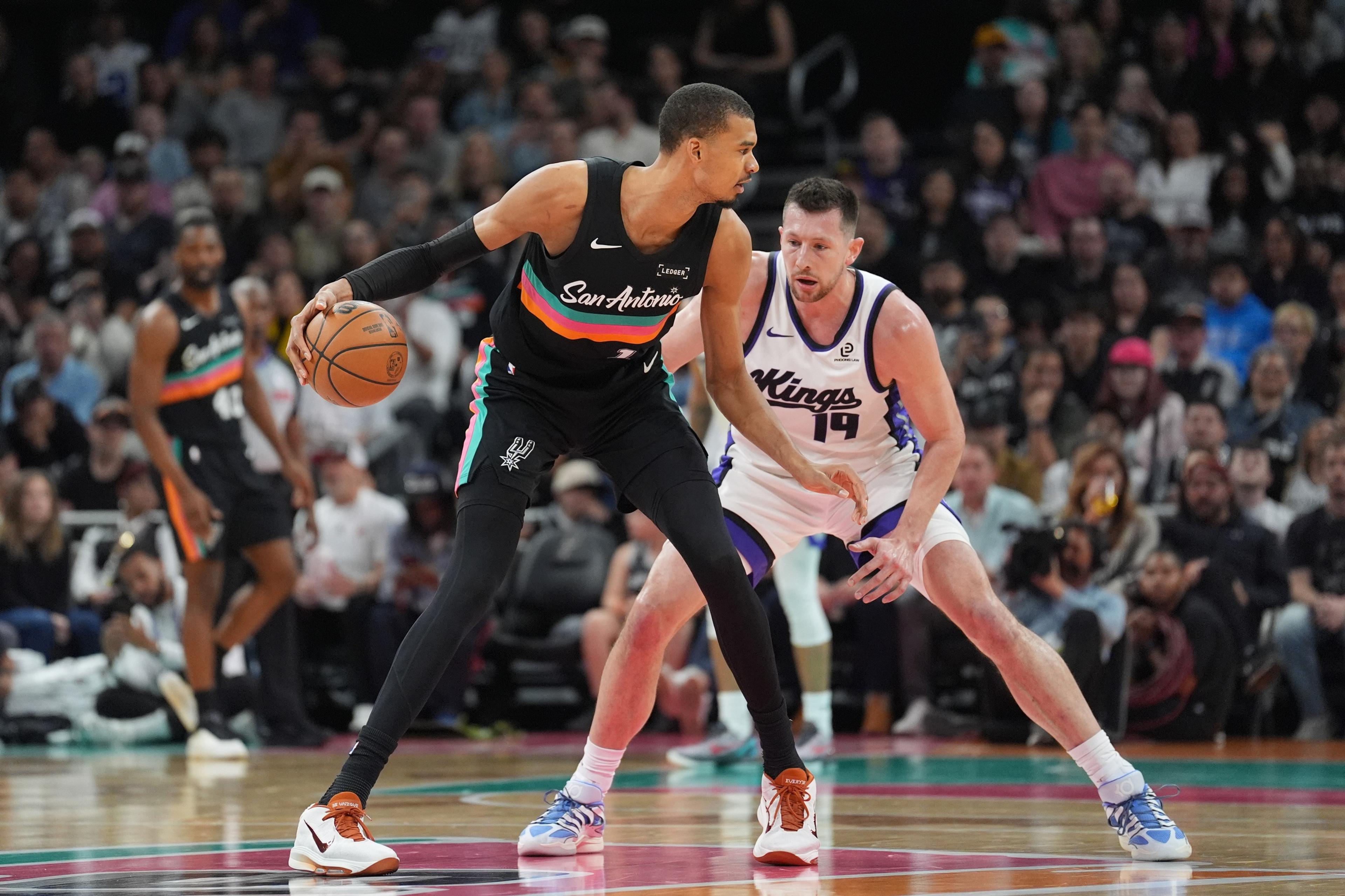 NBA: Sacramento Kings at San Antonio Spurs