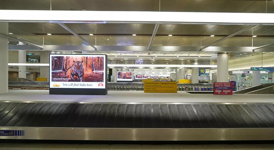DOOH advertising at Incheon Airport