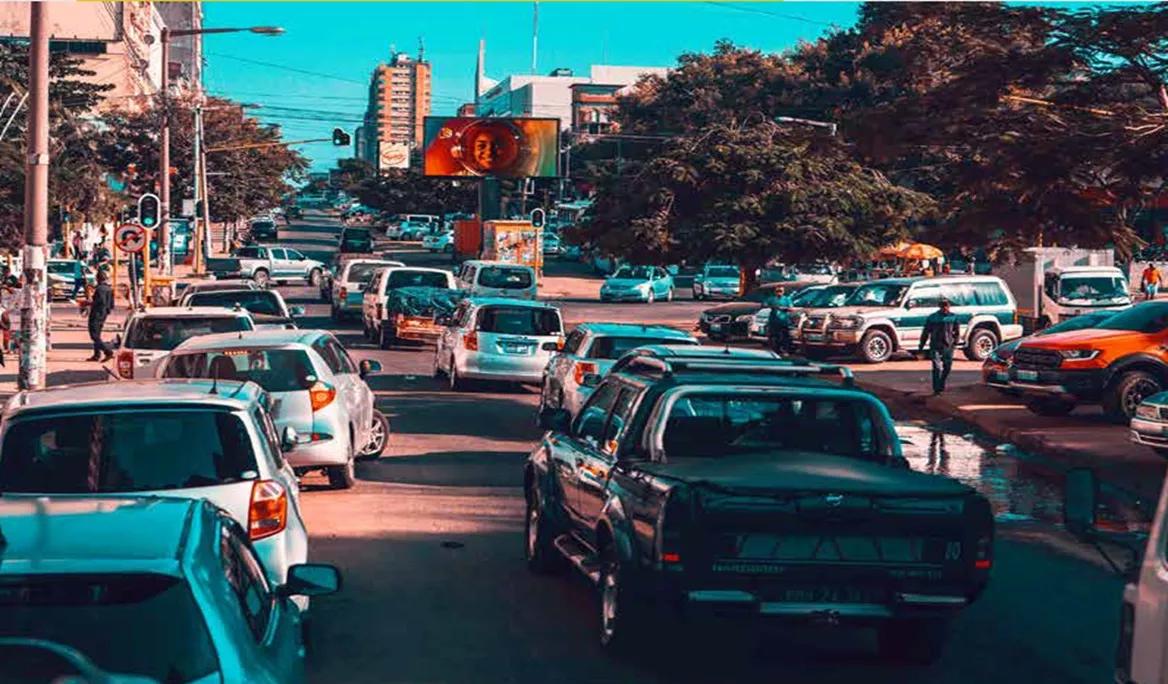 Roadside OOH Screen in Mozambique