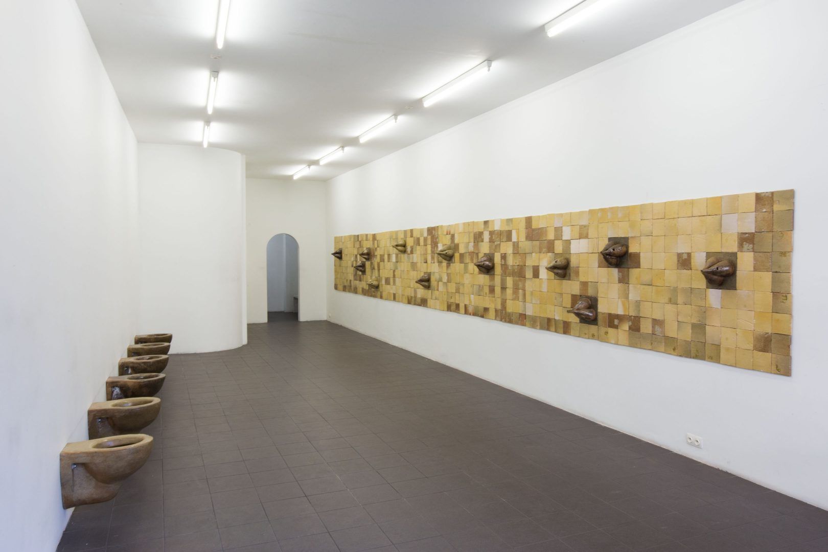 Jan Kaps | Exhibitions | Daniel Dewar & Grégory Gicquel