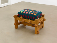 Oak bench with striped shied bugs and snails (2022), Daniel Dewar & Grégory Gicquel, Jan Kaps, Cologne
