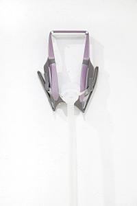 Homonyme, 2018, Plastic tube and breathing apparatus, cotton fabric, velcro, Mask: 25 × 19 × 8 cm, Tube: 450 cm ø 5 cm (undefined), Berenice Olmedo, Jan Kaps, Cologne