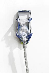 Homonyme, 2018, Plastic tube and breathing apparatus, cotton fabric, velcro, Mask: 40 × 20 × 15 cm, Tube: 440 cm ø 5 cm (undefined), Berenice Olmedo, Jan Kaps, Cologne