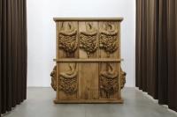 Oak cabinet with organs (2017), Daniel Dewar & Grégory Gicquel, Jan Kaps, Cologne
