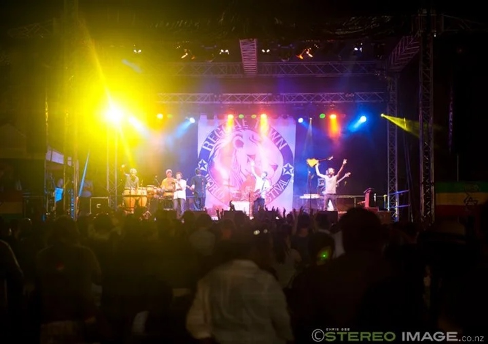 The Black Seeds, Cairns, 2011