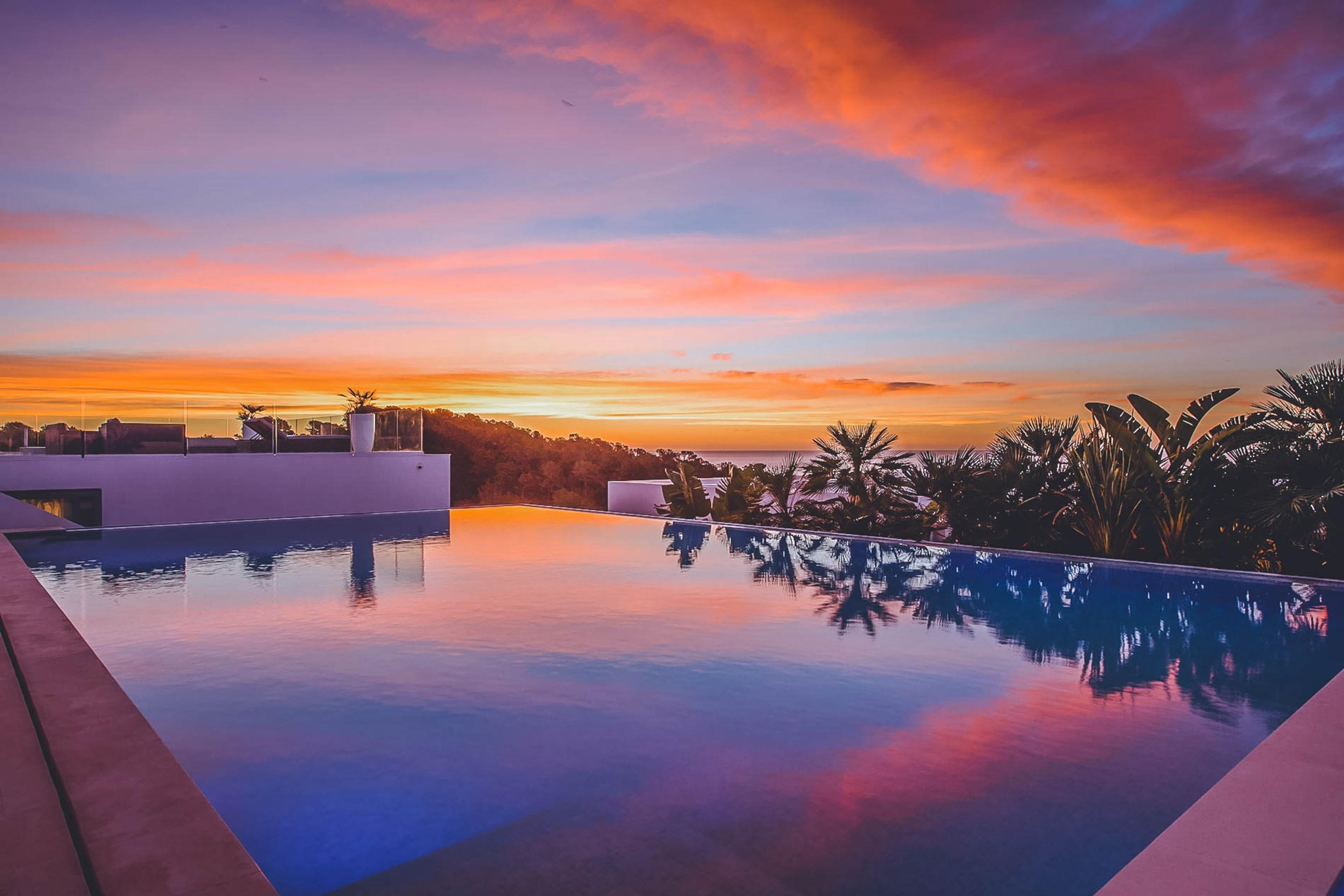 Image: The Top 5 Luxury Sea View Villas in Ibiza