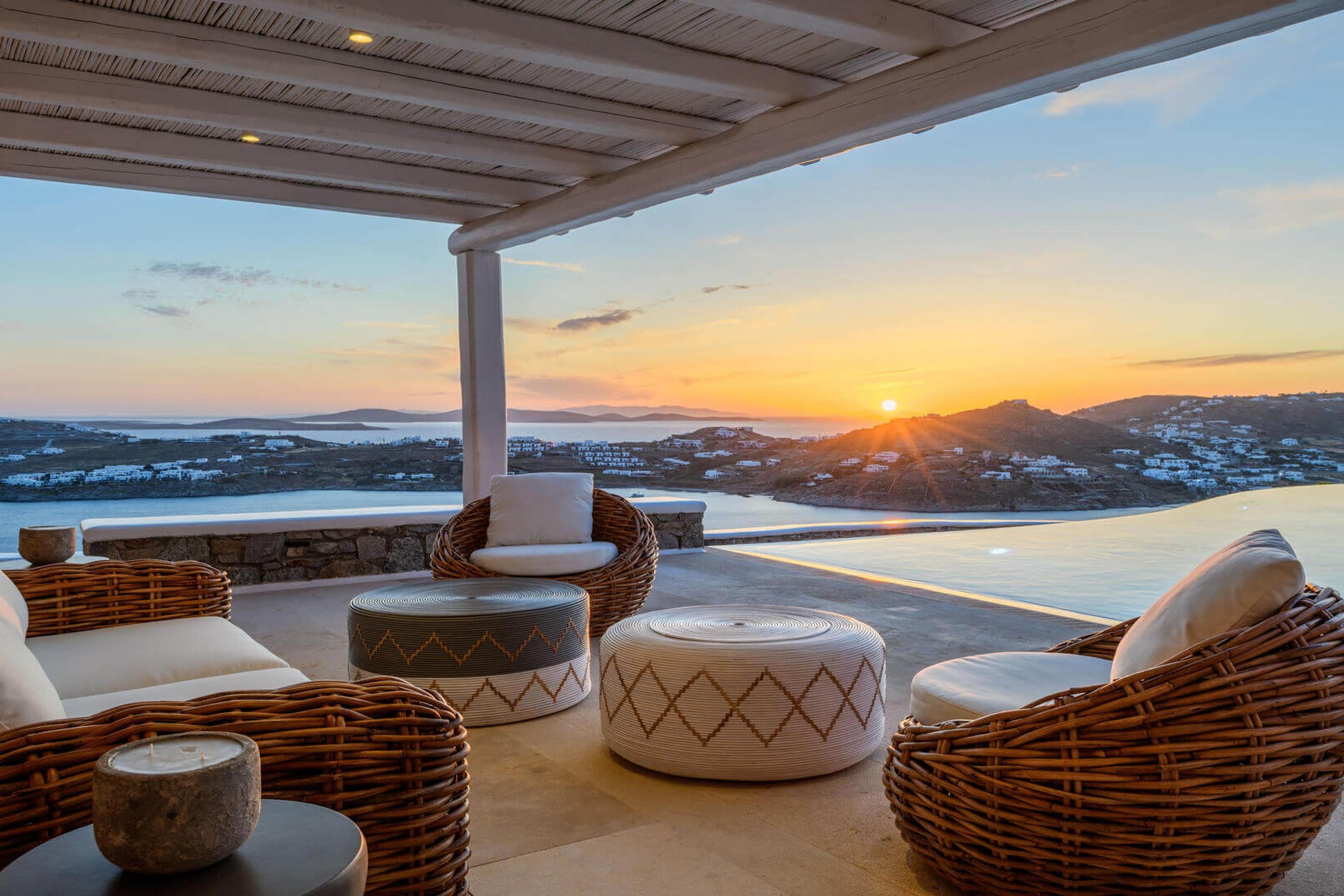 Image: Our Top 5 Luxury Sea View Villas in Mykonos