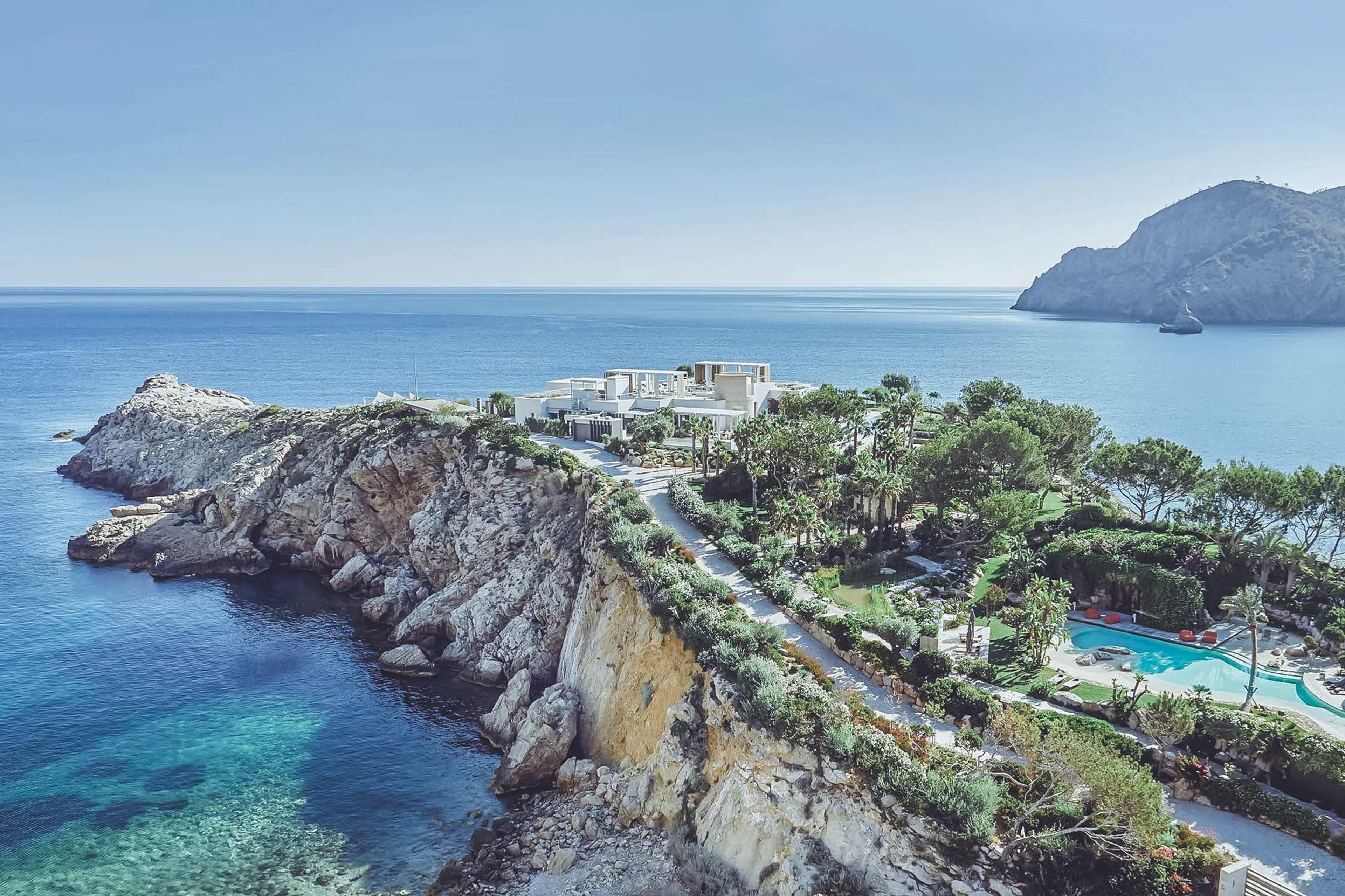 Image: The Top 5 Luxury Sea View Villas in Ibiza