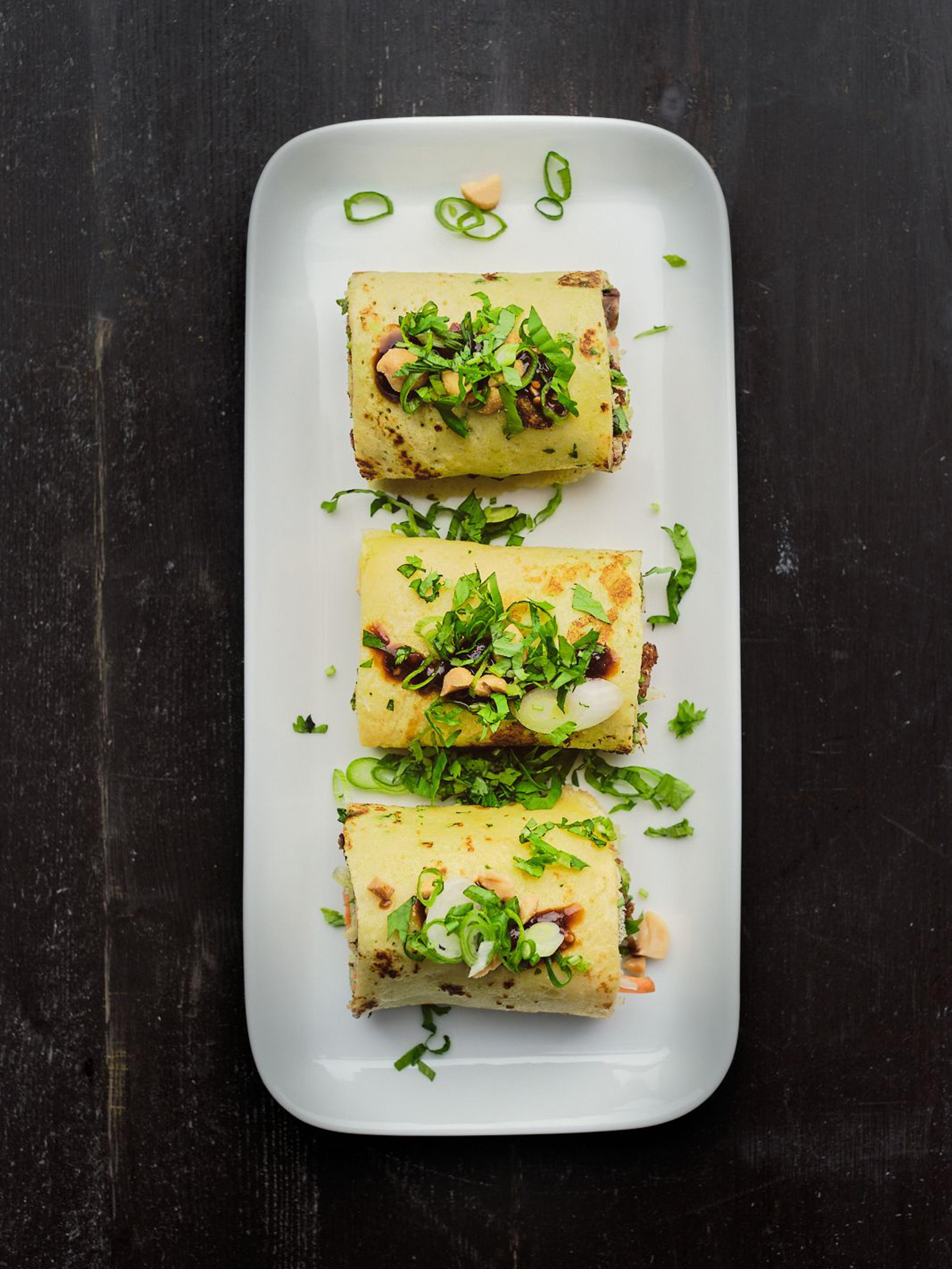 Jian bing, and og hoisin-dip.