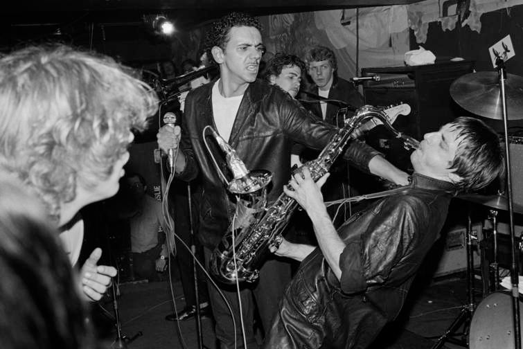 Fin Serck-Hanssen. Musikkfotografier 1979 - 1986. Utstilling Sølvberget galleri.