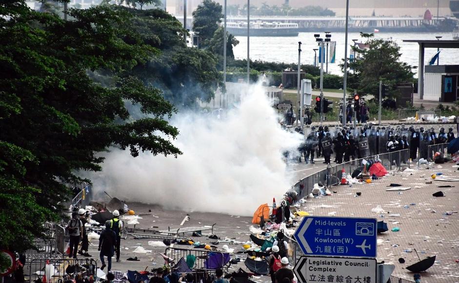 Foto fra demonstrasjoner i Hong Kong